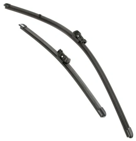 Комплект бескаркасных стеклоочистителей Valeo Silencio Flat VF824